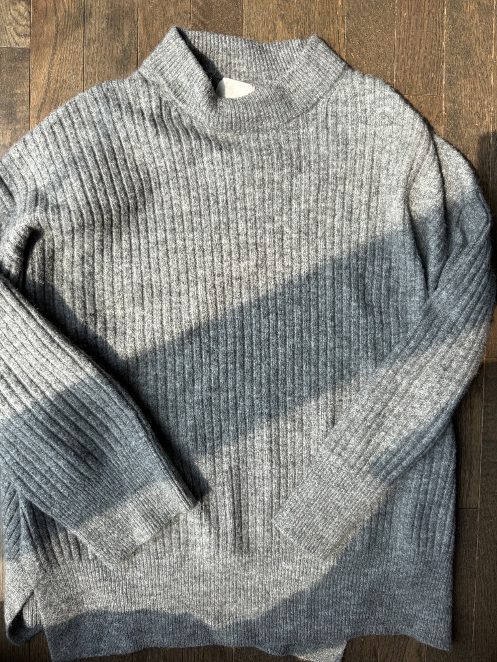 H&M grey sweater size XS